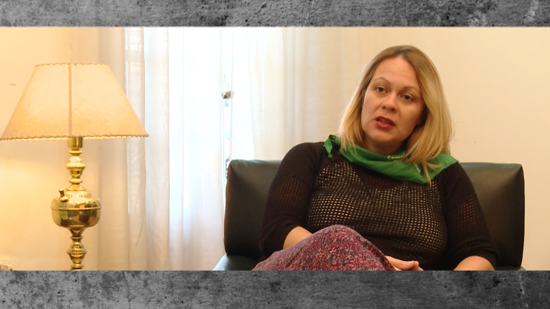 Esclavas UNER Medios