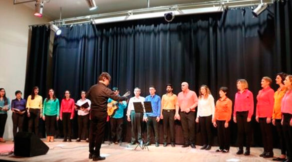 El Coro Universitario de Oro Verde durante una de sus presentaciones.