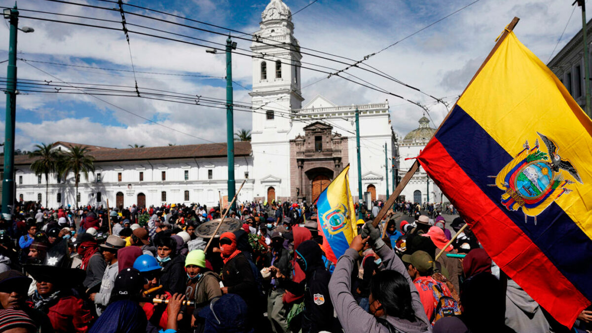 Fernando López Romero: “Ecuador atraviesa una crisis profunda”