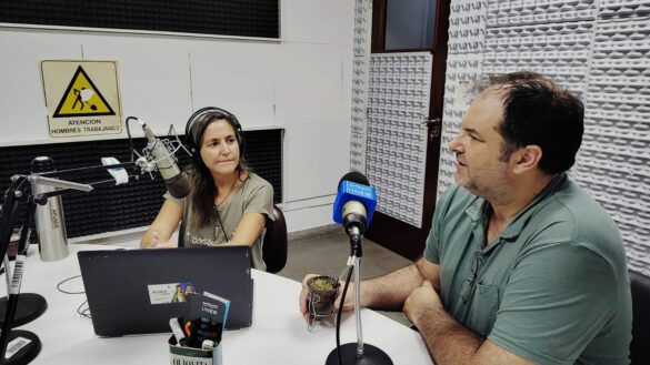 El Subsecretario de Ciencia, Tecnología e Innovación, Pedro Tomiozzo, en vivo en los estudios de Radio UNER 91.3 Mhz.