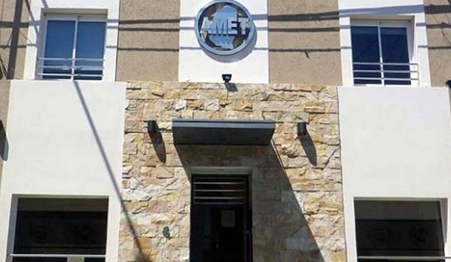 Frente del edificio Amet Entre Ríos