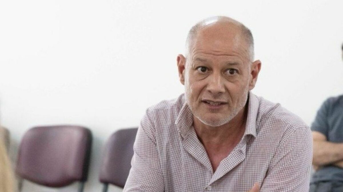 Sabella: “La política de residencia estudiantil es una prioridad para la universidad”