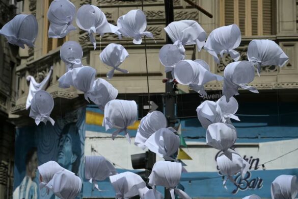 Pañuelos de abuelas de plaza de mayo