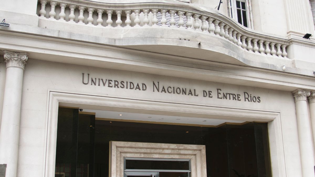 UNER recibió la certificación IRAM