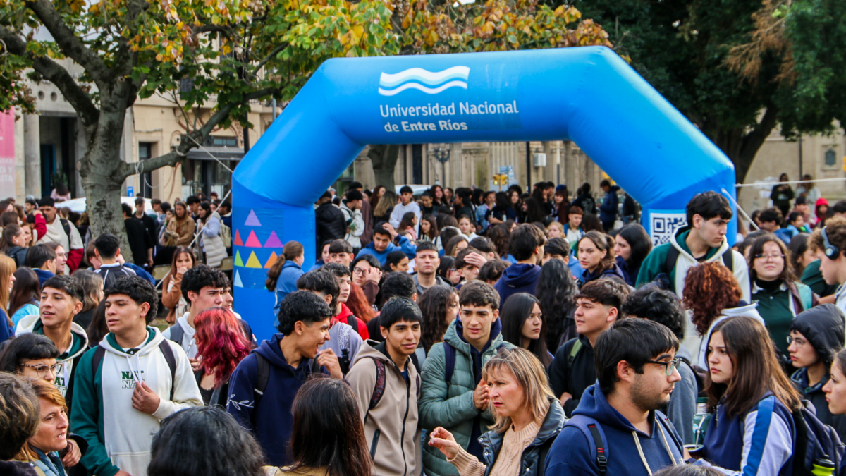 Viví la UNER se desarrolló en Paraná 